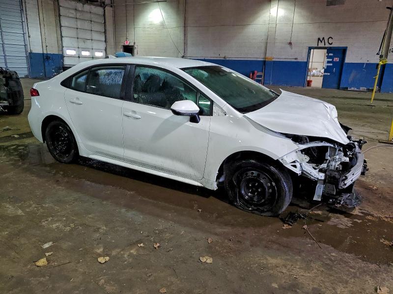 Фото 4 - TOYOTA COROLLA