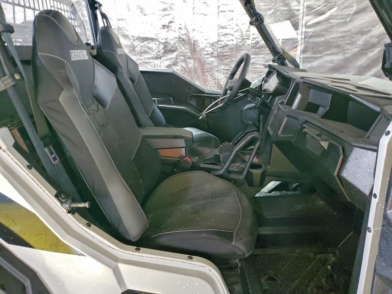 POLARIS GENERAL XP 2024