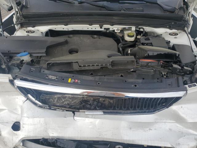 Фото 12 - VOLVO XC40