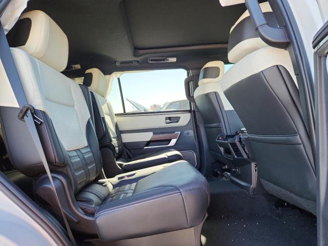 Фото 11 - TOYOTA SEQUOIA