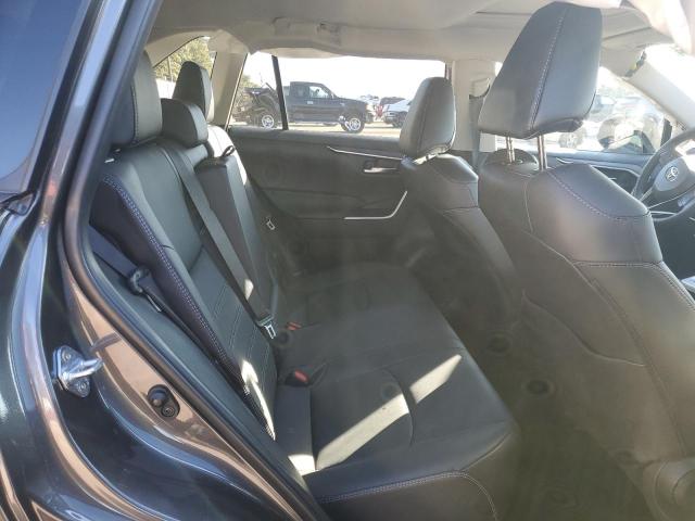 Фото 11 - TOYOTA RAV4