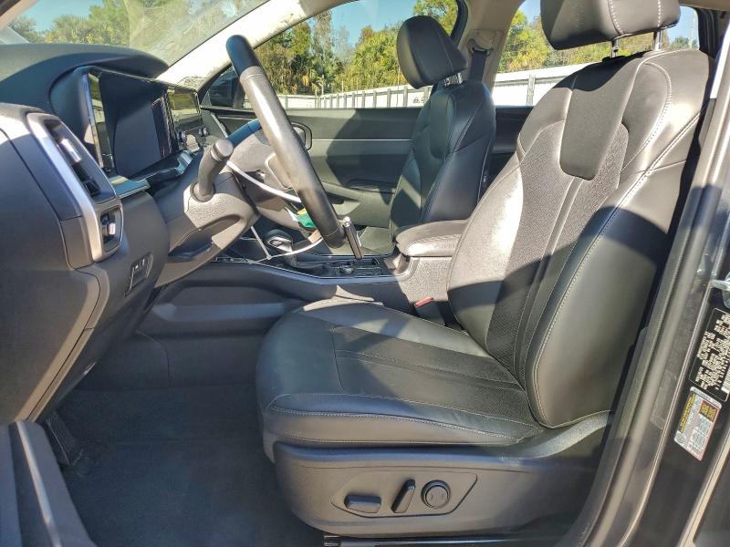 Фото 7 - KIA SORENTO