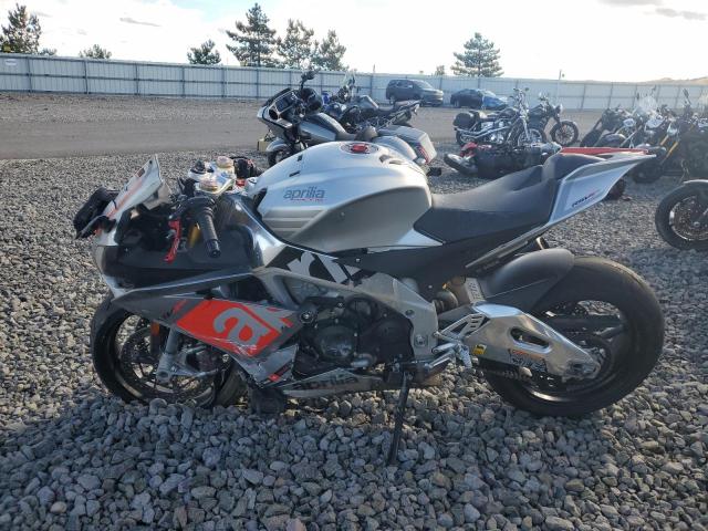 APRILIA MOTORCYCLE 2016