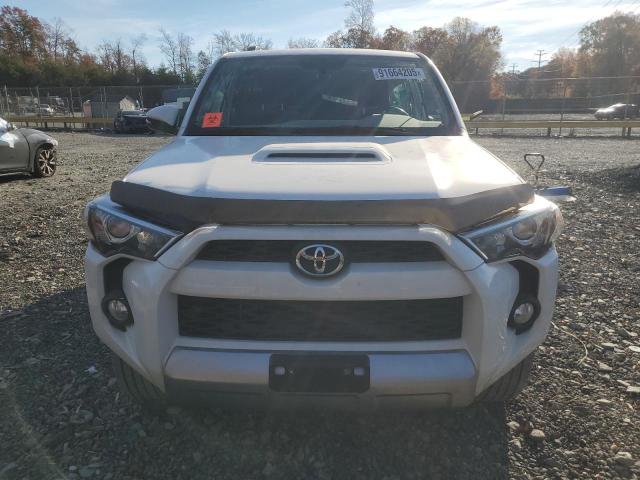 Фото 5 - TOYOTA 4RUNNER