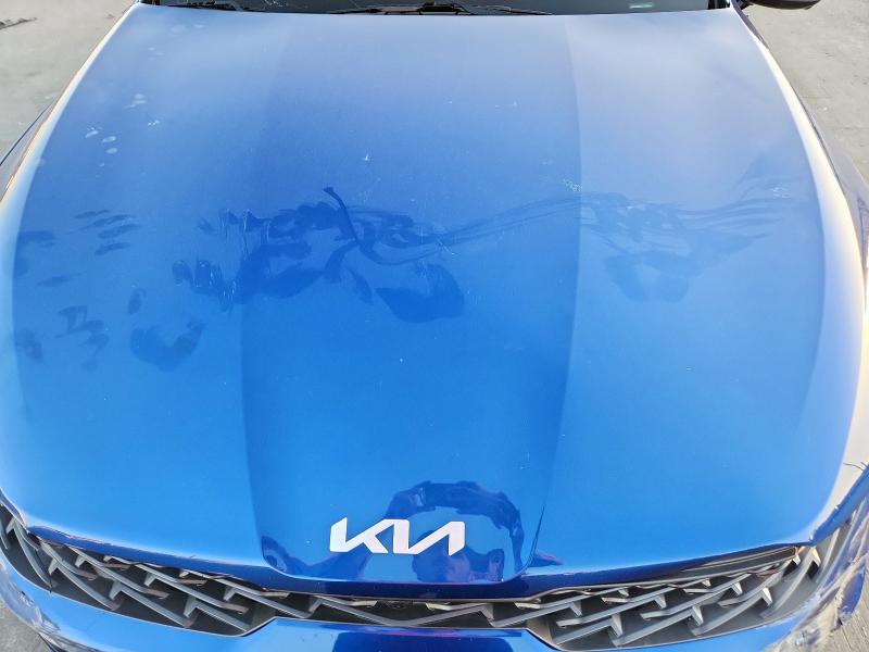 Фото 11 - KIA K5