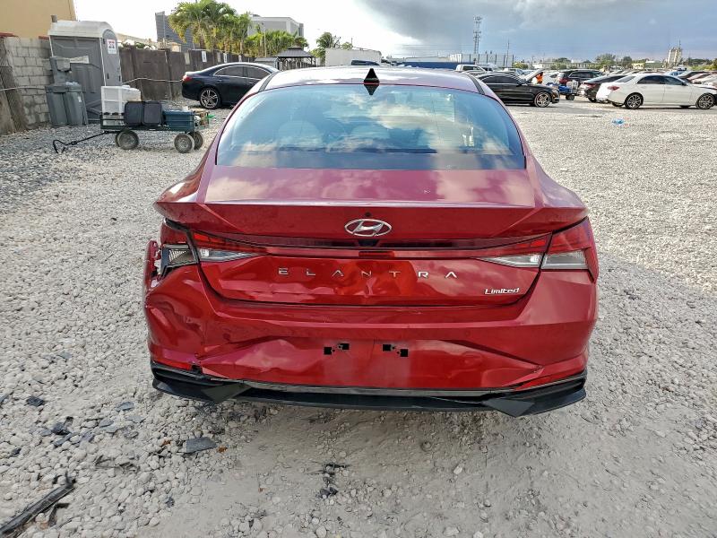 Фото 6 - HYUNDAI ELANTRA