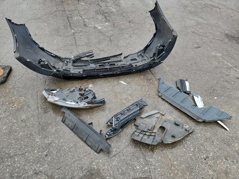 Фото 13 - MITSUBISHI OUTLANDER