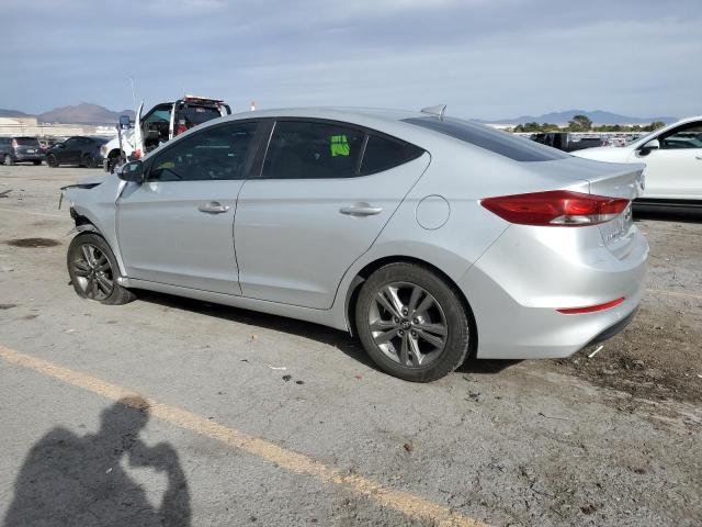 Фото 2 - HYUNDAI ELANTRA