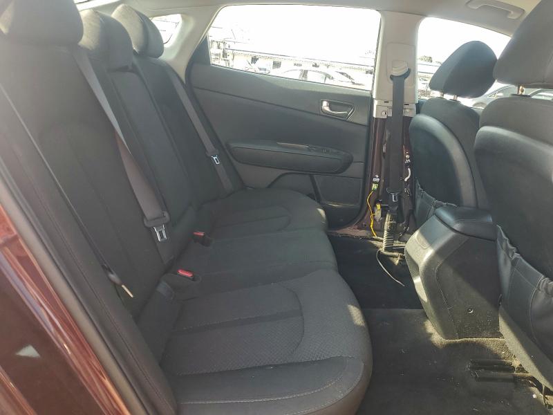 Фото 10 - KIA OPTIMA