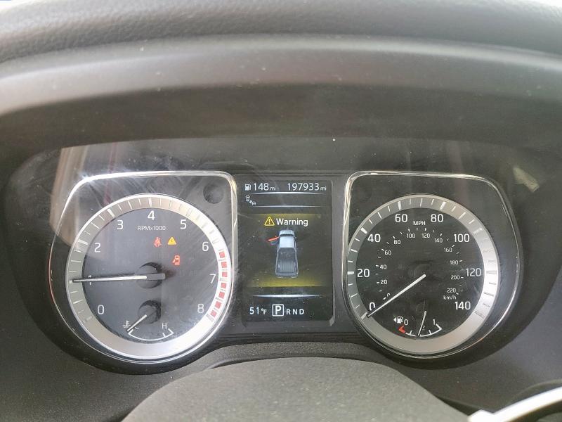 Фото 9 - NISSAN TITAN