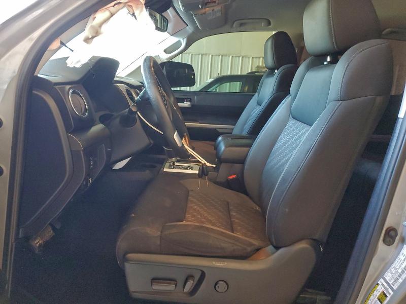 Фото 7 - TOYOTA TUNDRA