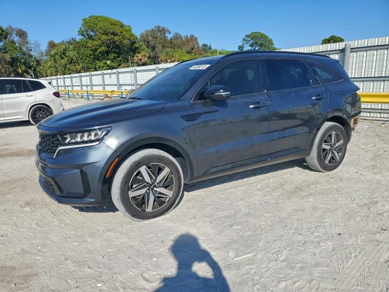 Фото 1 - KIA SORENTO