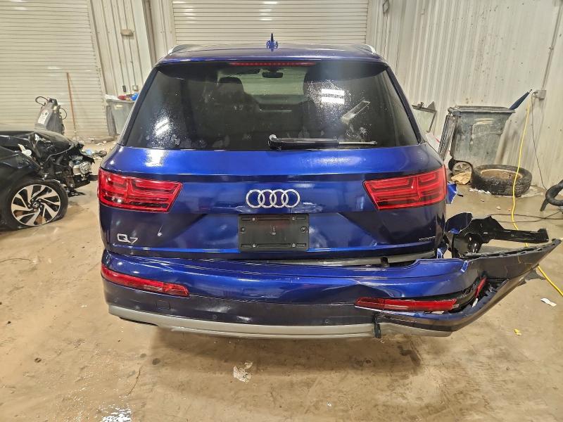 Фото 6 - AUDI Q7