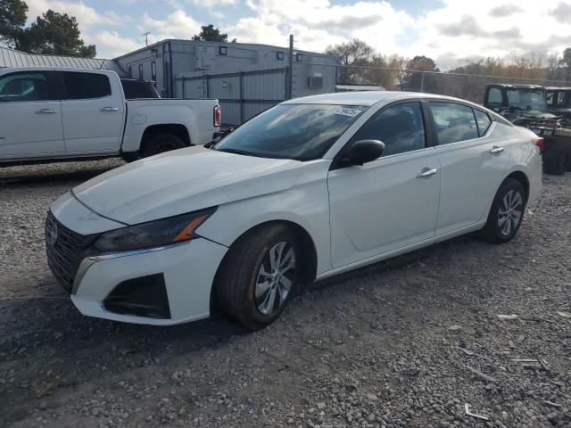 Фото 1 - NISSAN ALTIMA