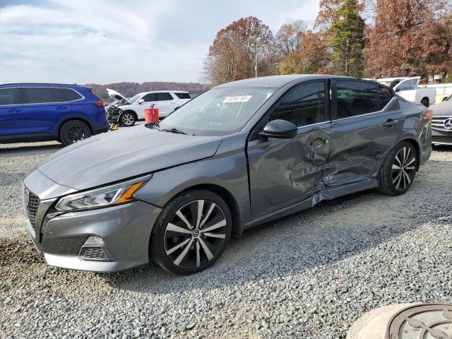 Фото 1 - NISSAN ALTIMA