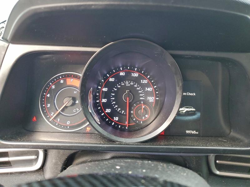 Фото 9 - HYUNDAI ELANTRA