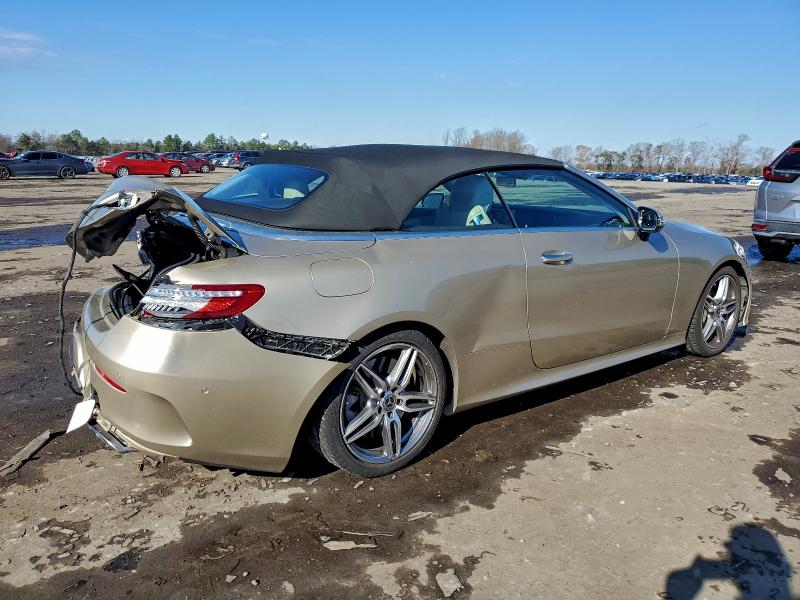 Фото 3 - MERCEDES-BENZ E-CLASS