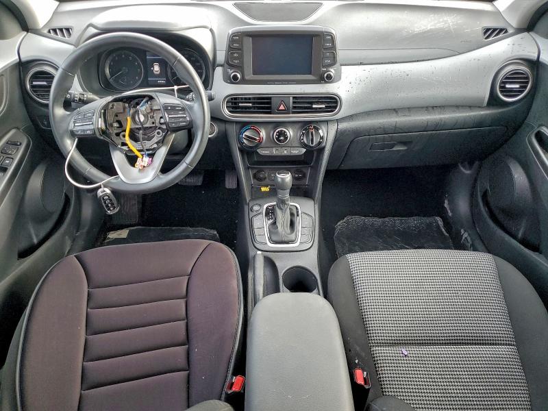 Фото 8 - HYUNDAI KONA