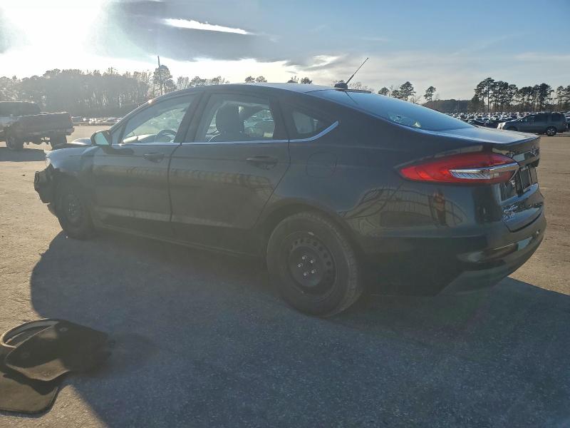 Фото 2 - FORD FUSION