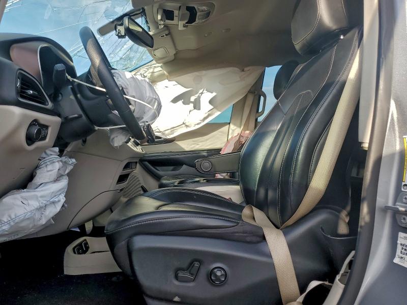 CHRYSLER MINIVAN 2021 VIN 2C4RC1DG9MR516073