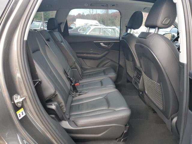 Фото 11 - AUDI Q7