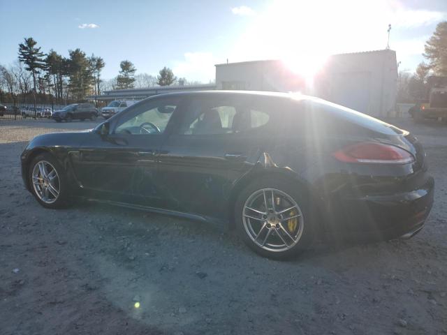 Фото 2 - PORSCHE PANAMERA