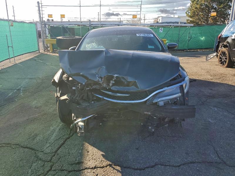 Фото 5 - CHRYSLER 200