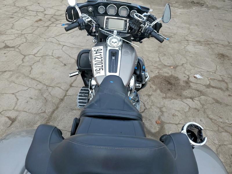 HARLEY-DAVIDSON FL 2016