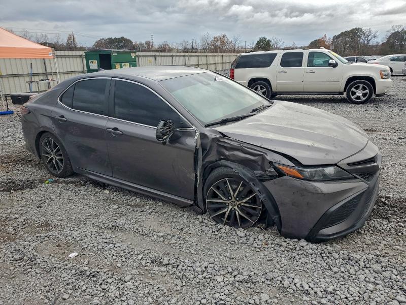 Фото 4 - TOYOTA CAMRY