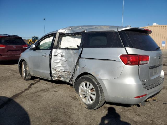 Фото 2 - KIA SEDONA