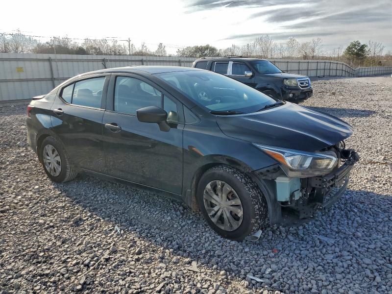 Фото 4 - NISSAN VERSA