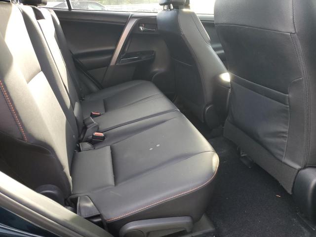 Фото 10 - TOYOTA RAV4