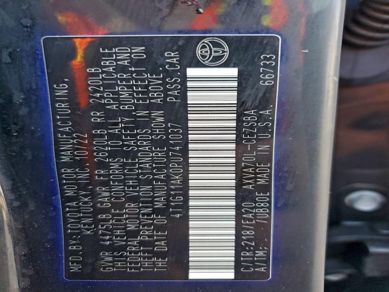 Фото 12 - TOYOTA CAMRY