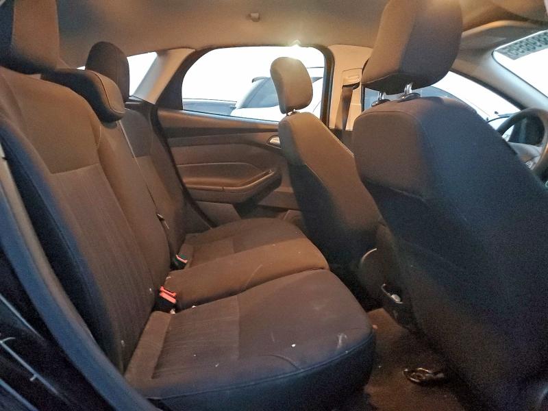 Фото 10 - FORD FOCUS