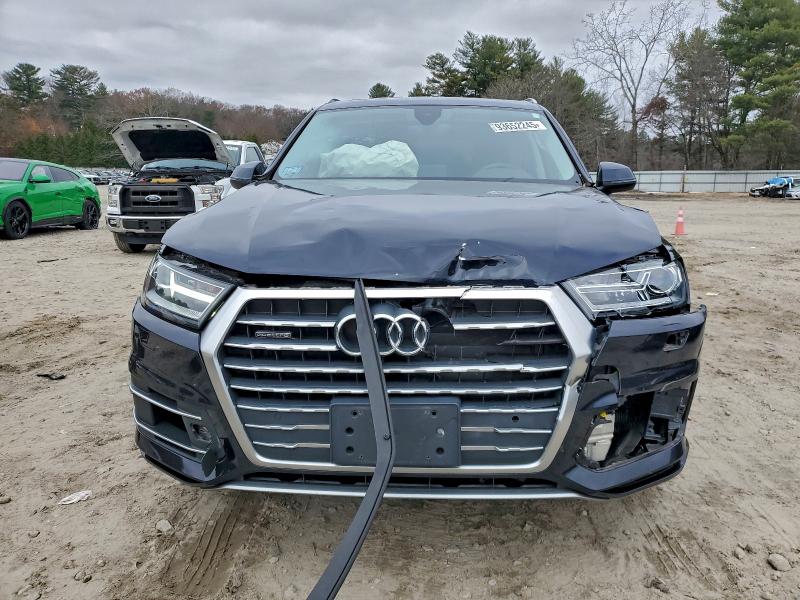 Фото 5 - AUDI Q7