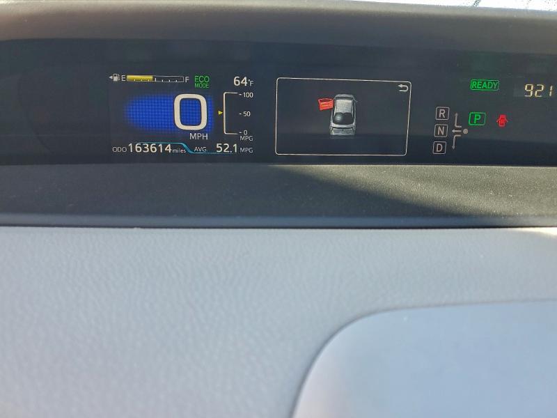 Фото 9 - TOYOTA PRIUS