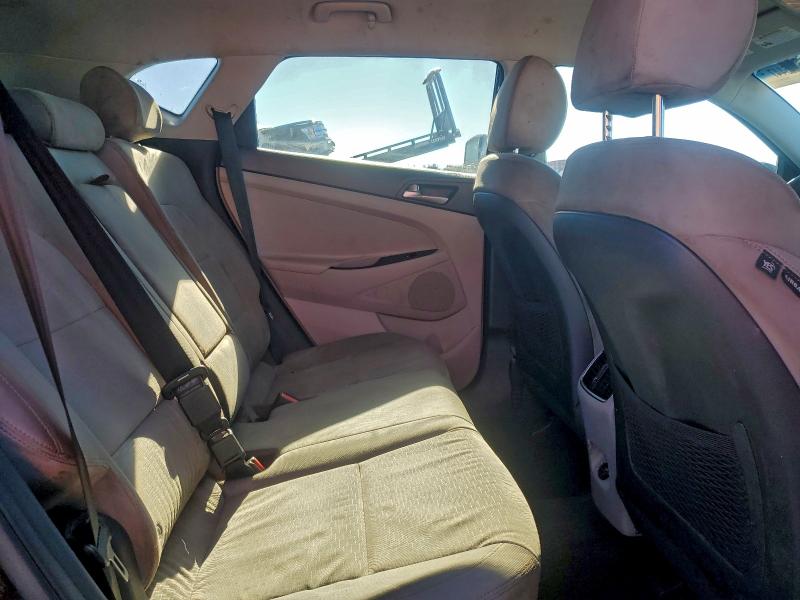 Фото 11 - HYUNDAI TUCSON