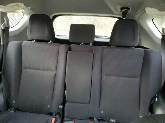 Фото 10 - TOYOTA RAV4