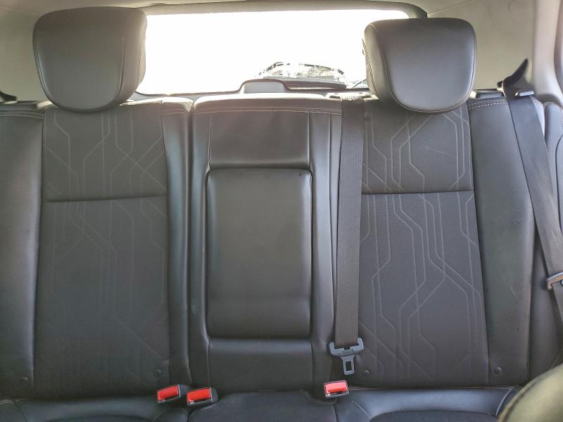 Фото 10 - CHEVROLET TRAX