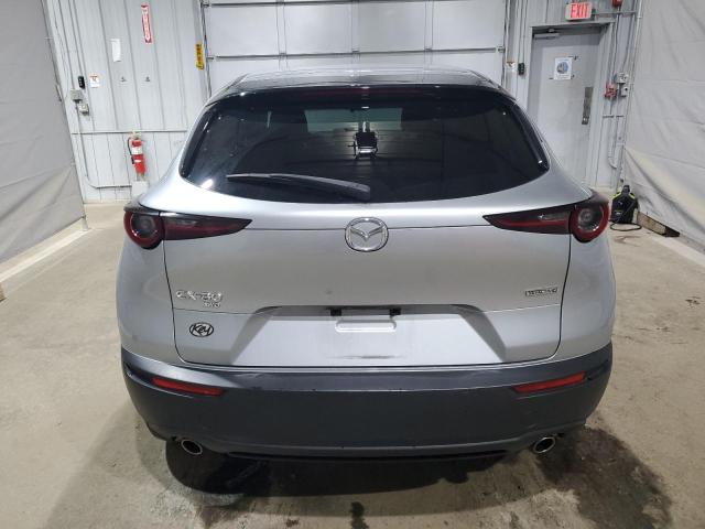 Фото 6 - MAZDA CX30