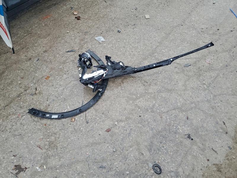 Фото 12 - CHEVROLET BOLT