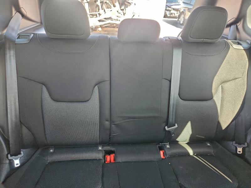 Фото 10 - JEEP RENEGADE