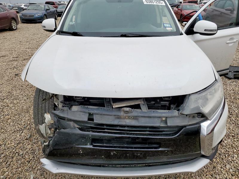 Фото 12 - MITSUBISHI OUTLANDER