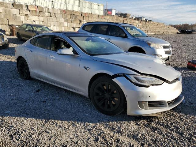 Фото 4 - TESLA MODEL S