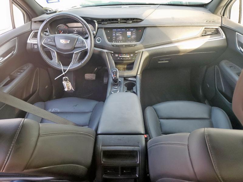 Фото 8 - CADILLAC XT5