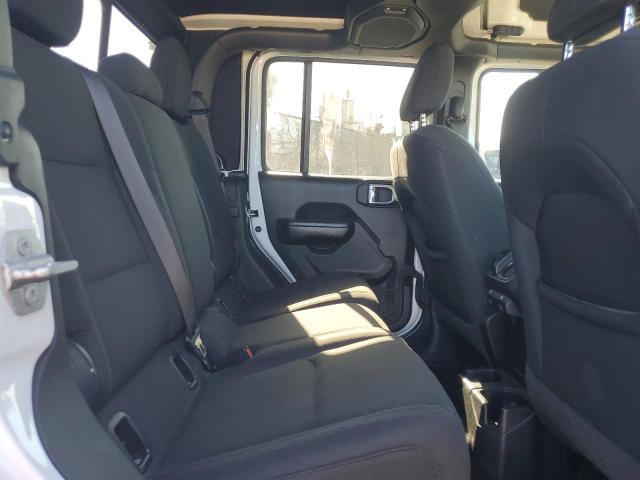 Фото 11 - JEEP GLADIATOR