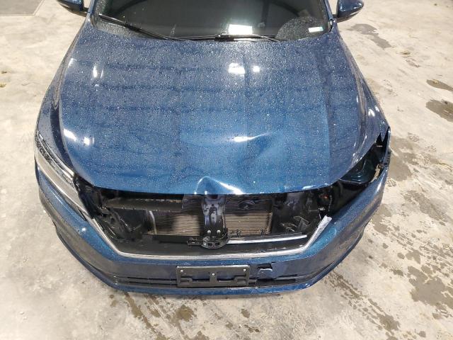 Фото 11 - VOLKSWAGEN PASSAT