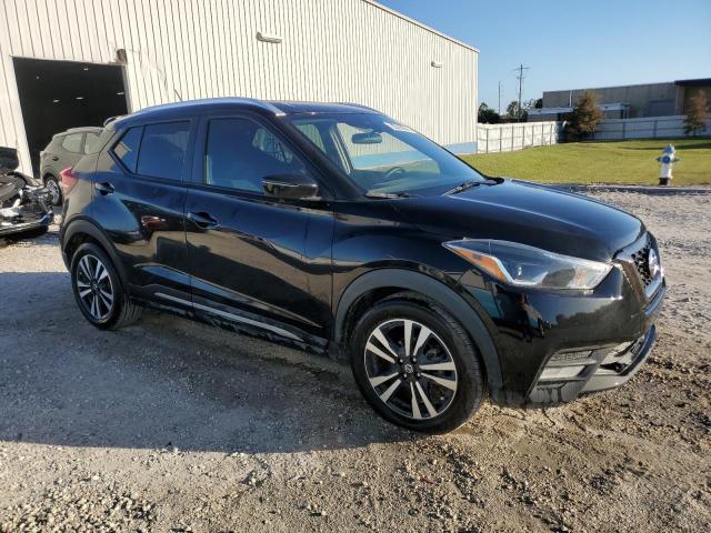 Фото 4 - NISSAN KICKS