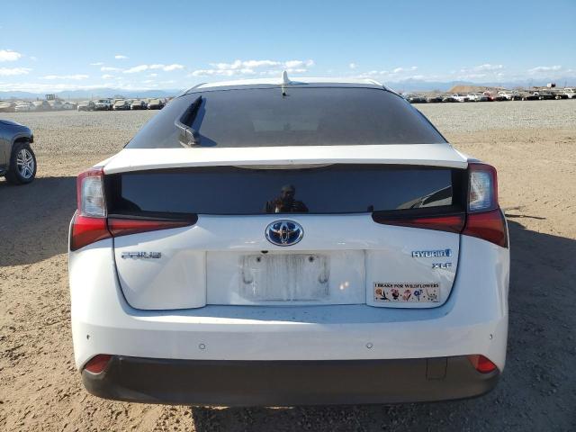 Фото 6 - TOYOTA PRIUS