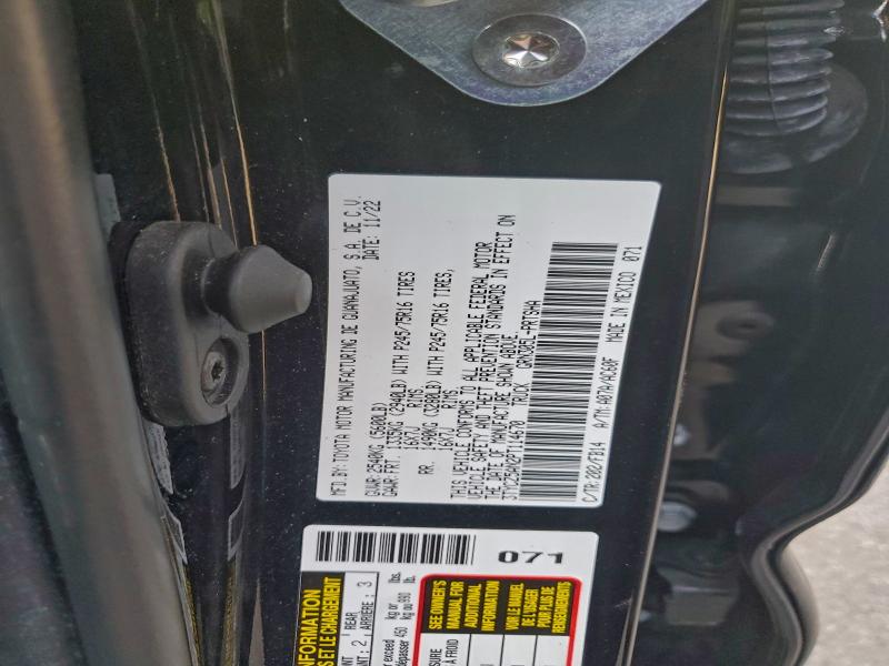 Фото 12 - TOYOTA TACOMA